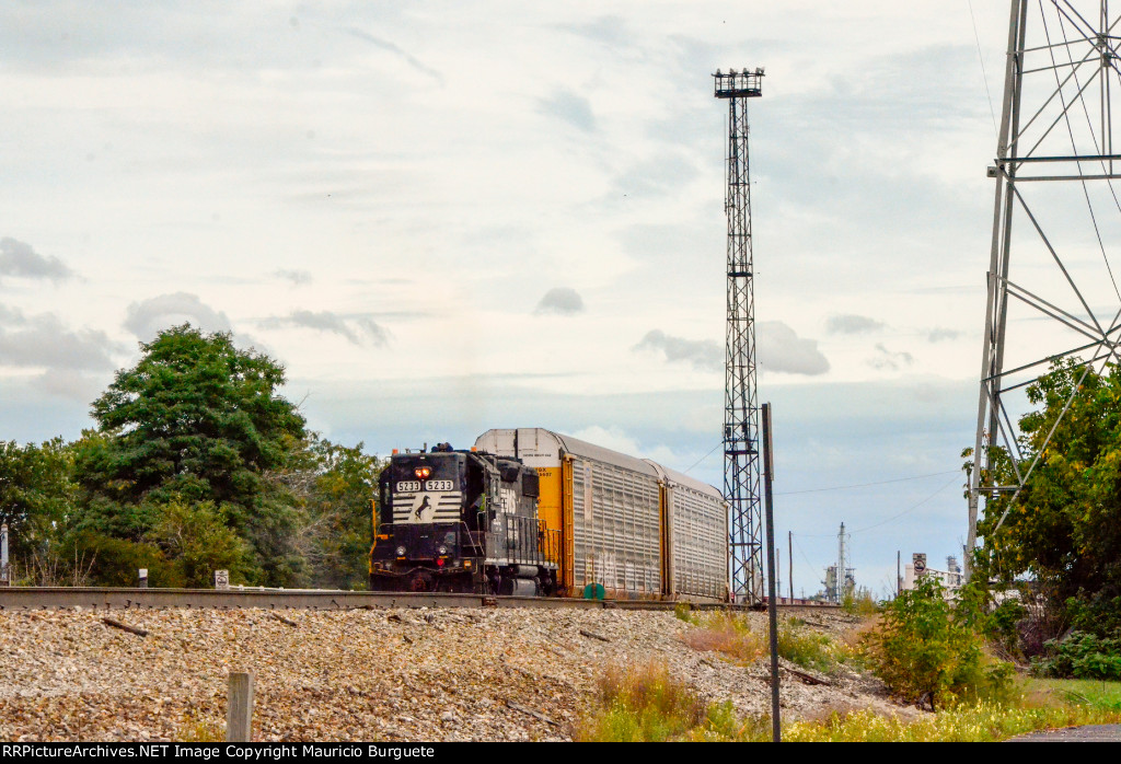 NS GP38-2 High nose Locomotive in the yard